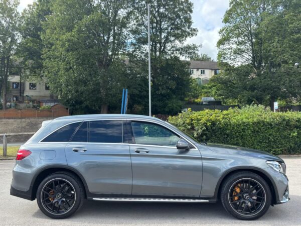 Mercedes-Benz GLC2017 (17) - 220d 4Matic AMG Line 5dr 9G-Tronic - Image 3