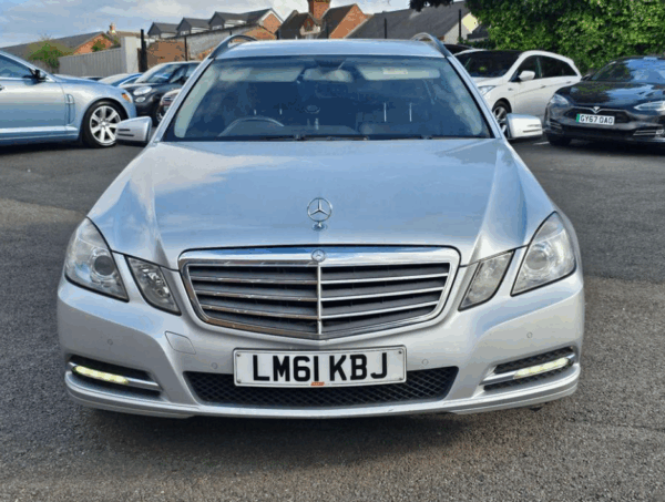 Mercedes-Benz E Class - Image 2